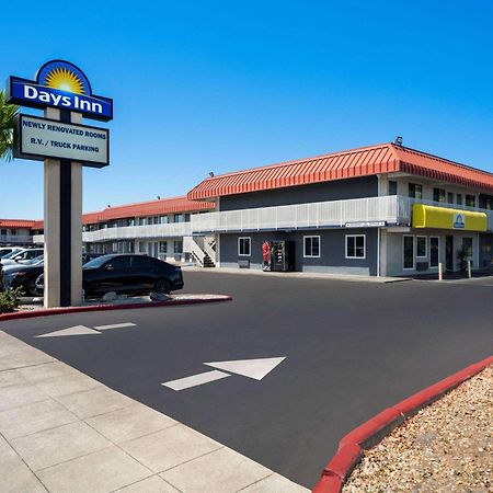 Days Inn By Wyndham Fresno South Kültér fotó